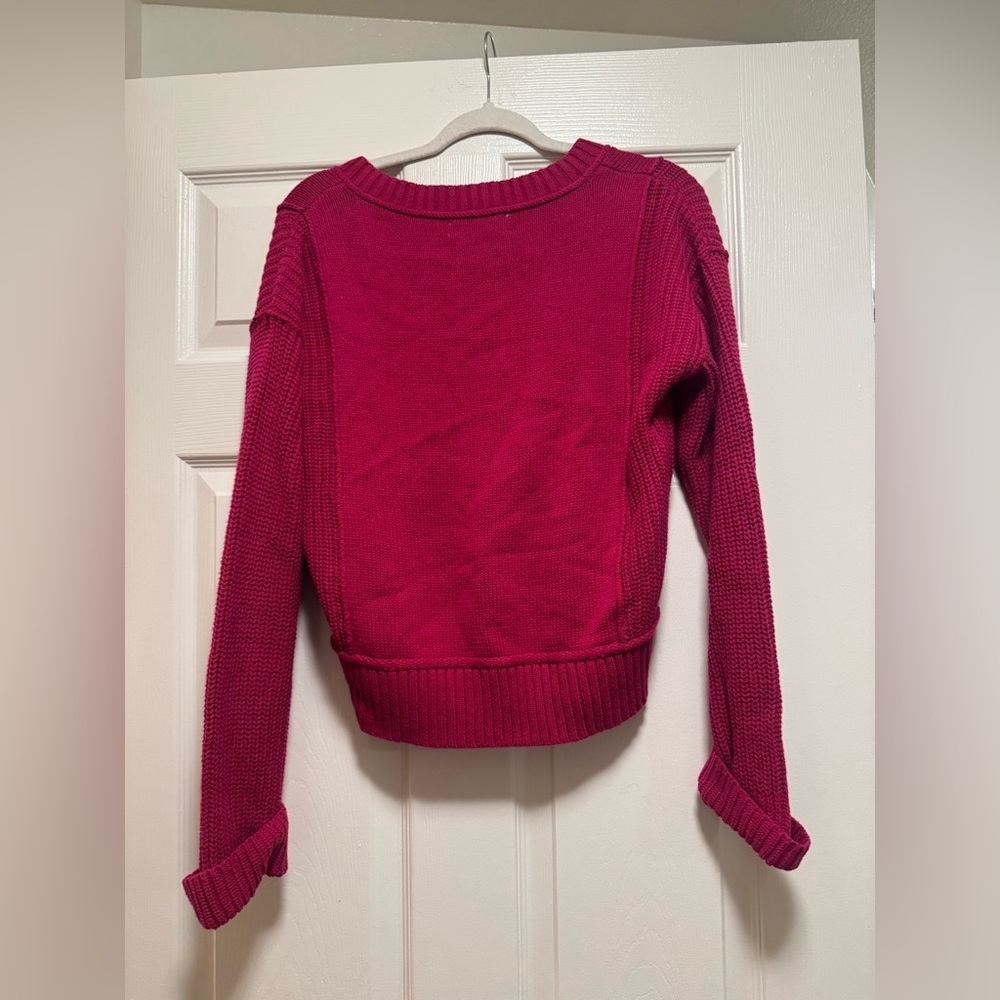 Lucky Brand Textured V-Neck Sweater in Sangria - Picture 7 of 14